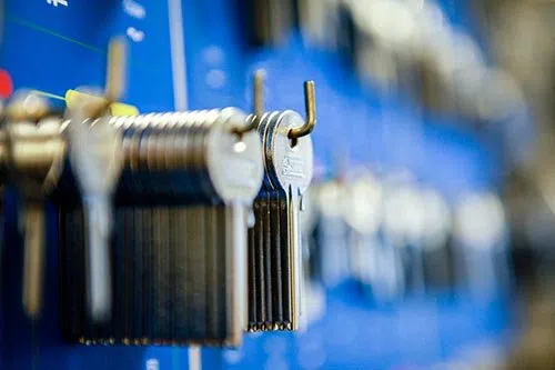 Locksmith Master Store Boston, MA 617-294-6211 - lock-smith